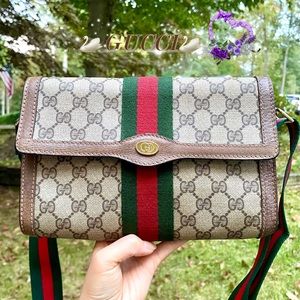 🦋Auth🦋RARE GUCCI VTG GG Monogram Supreme Web Sherryline Ophidia Clutch🍃⭐️